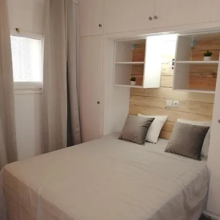 Moderne Première Ligne De Santa